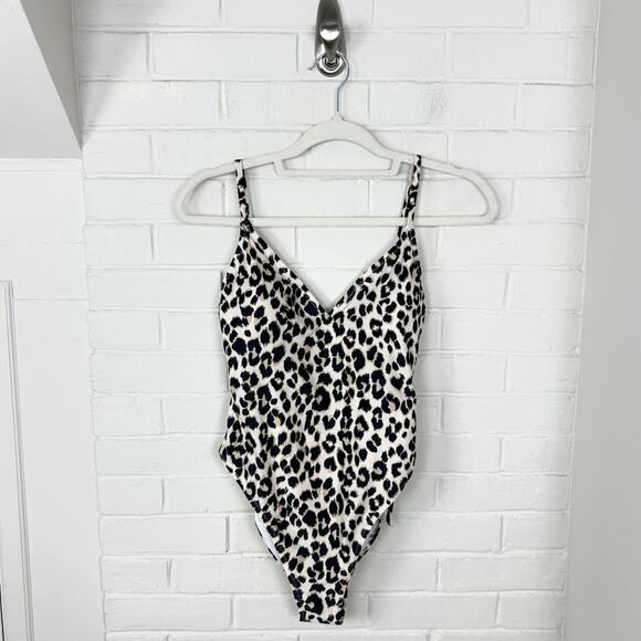 Old Navy Cheetah Animal Print One Piece Swimsuit Size M - Picture 1 of 10